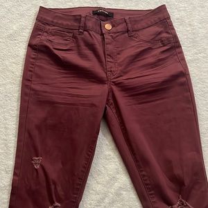 Refuge- Women’s Purple Ripped Pants